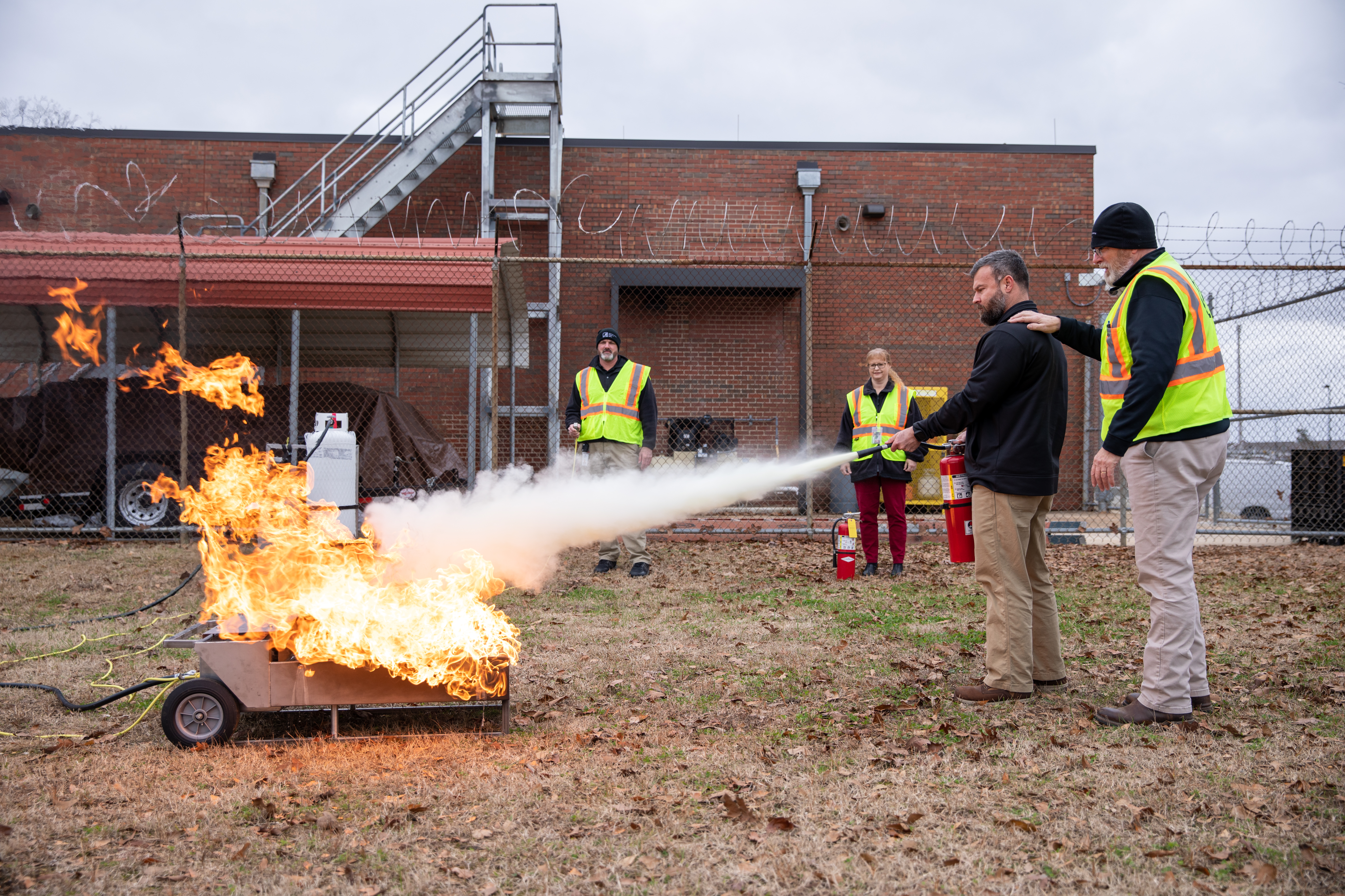 2301006_ZR_Fire_Extinguisher_Training_011